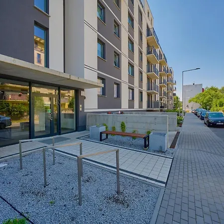 Piekna With Parking By Renters * ורוצלב