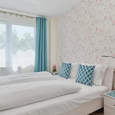 Apartamento Piekna With Parking By Renters