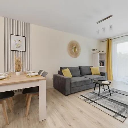 Piekna With Parking By Renters Apartamento *