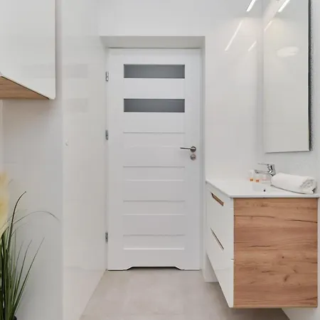 Apartament Piękna With Parking By Renters