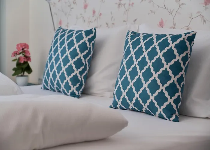 Apartment Piekna With Parking By Renters Wroclaw